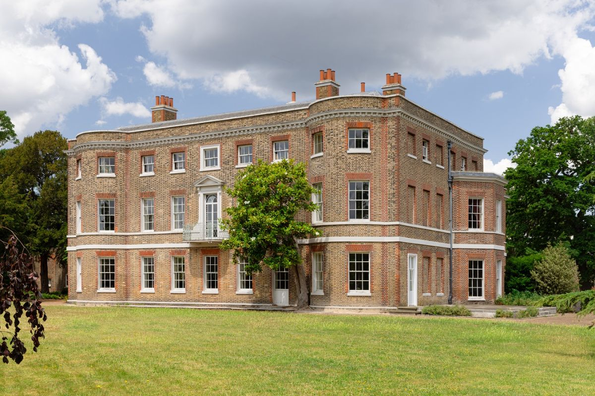 Gallery Item 8 for Valentines Mansion & Gardens