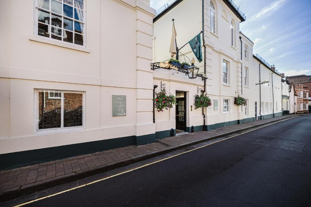 Gallery Item 13 for The Winchester Royal Hotel