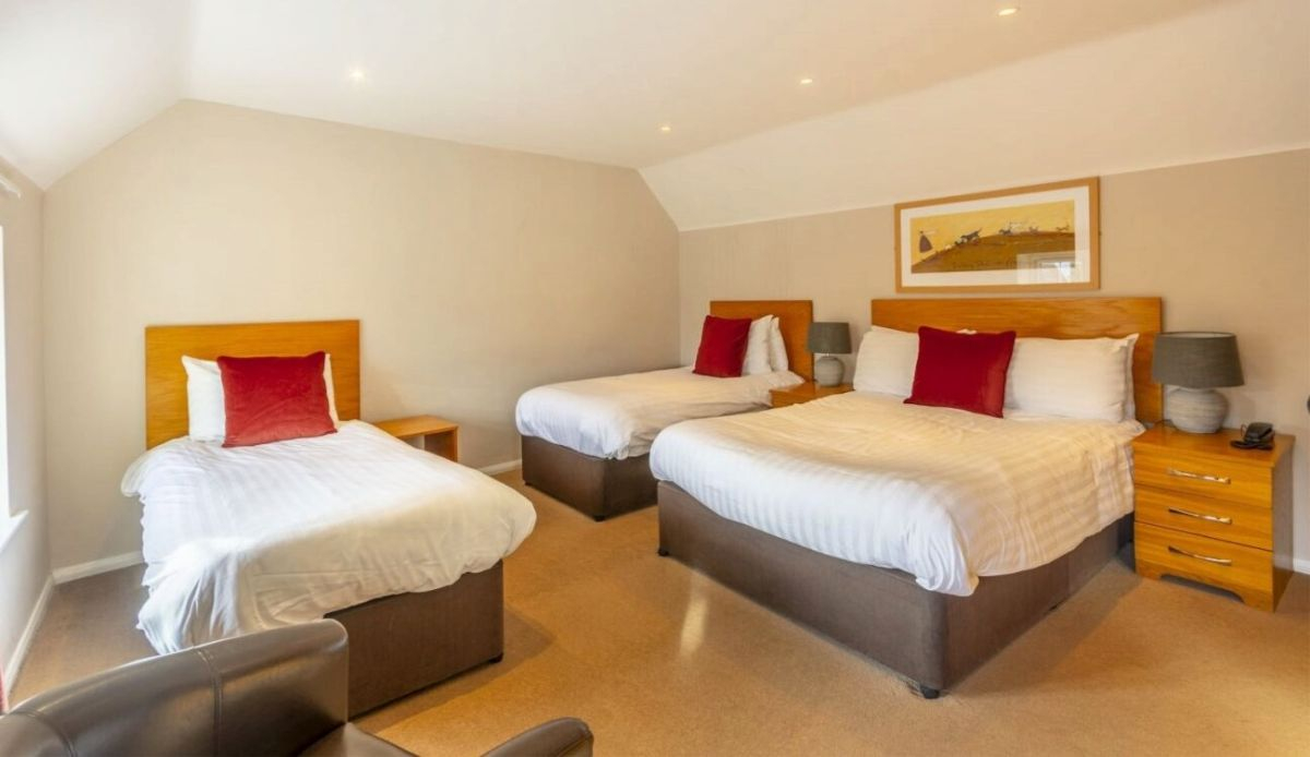 Gallery Item 34 for Pettifers Hotel