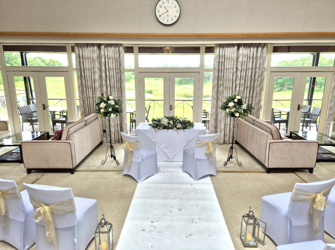 Gallery Item 2 for Bearwood Lakes Golf Club