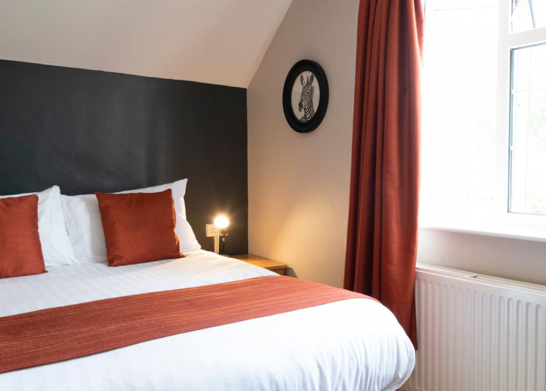 Gallery Item 1 for Pettifers Hotel