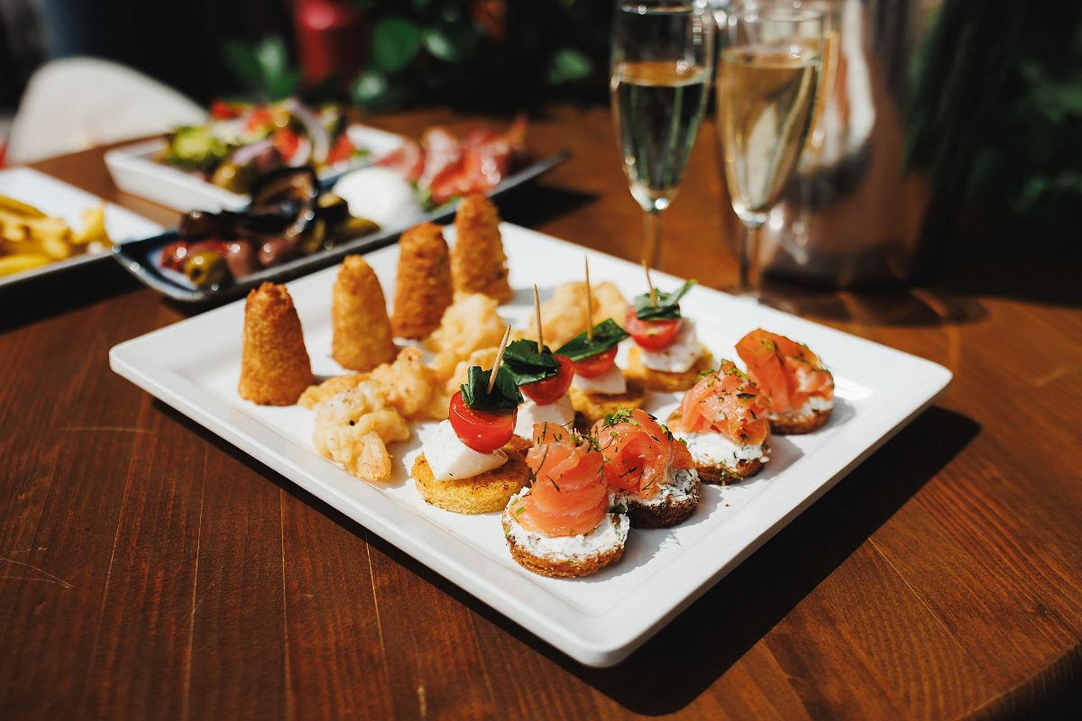 Gallery Item 2 for Barca Bar and Resturant