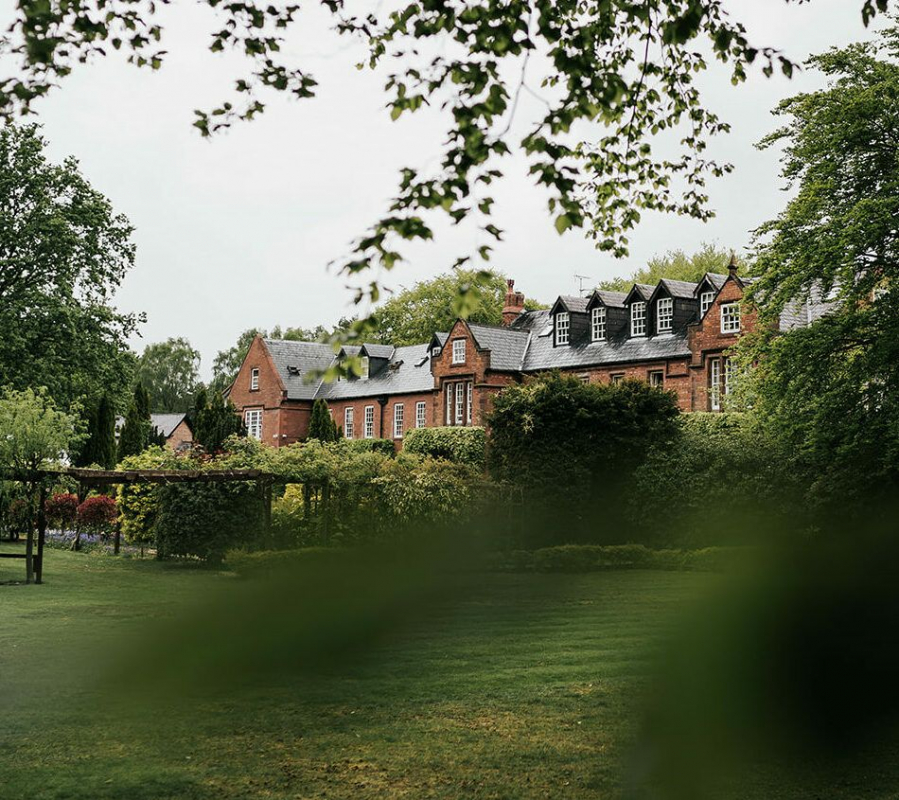 Gallery Item 40 for Nunsmere Hall