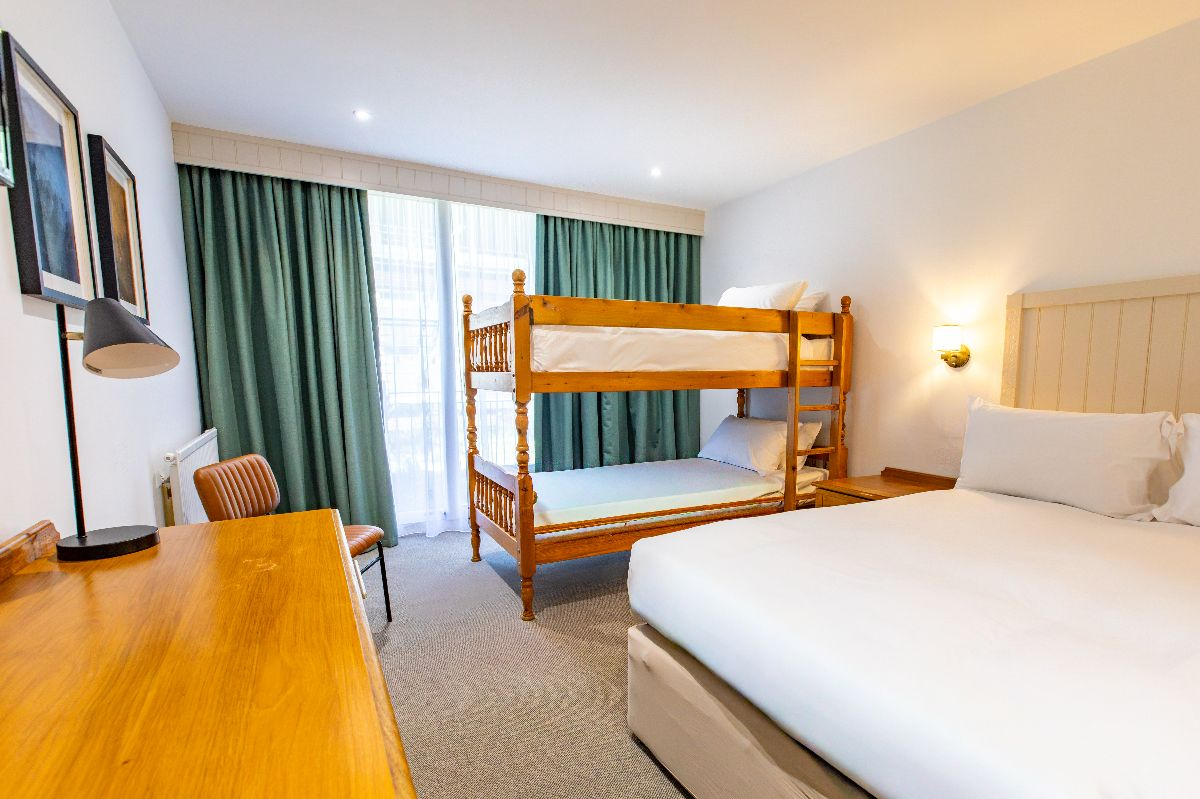 Gallery Item 3 for Marwell Hotel