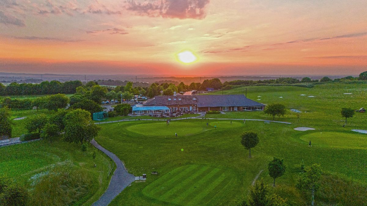 Gallery Item 3 for Chesfield Downs