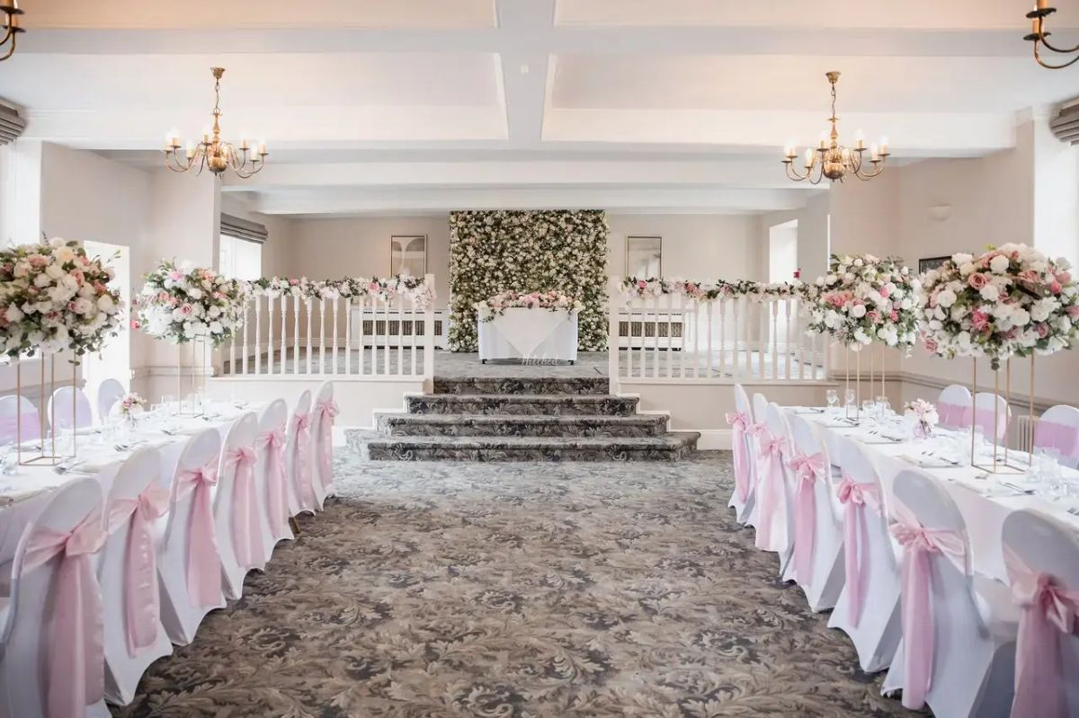 Gallery Item 2 for The Winchester Royal Hotel