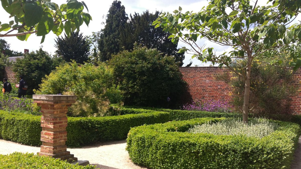 Gallery Item 3 for Valentines Mansion &amp; Gardens