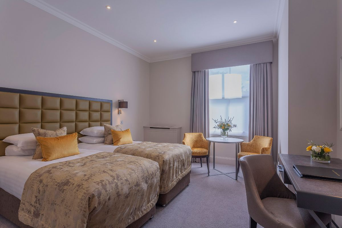 Gallery Item 2 for Oatlands Park Hotel