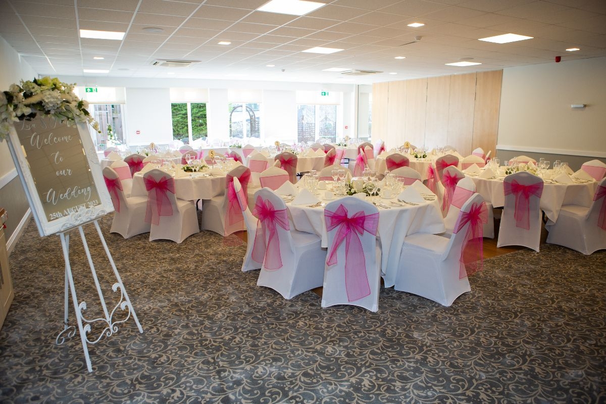 Gallery Item 1 for The Oaks Sports Centre Ltd