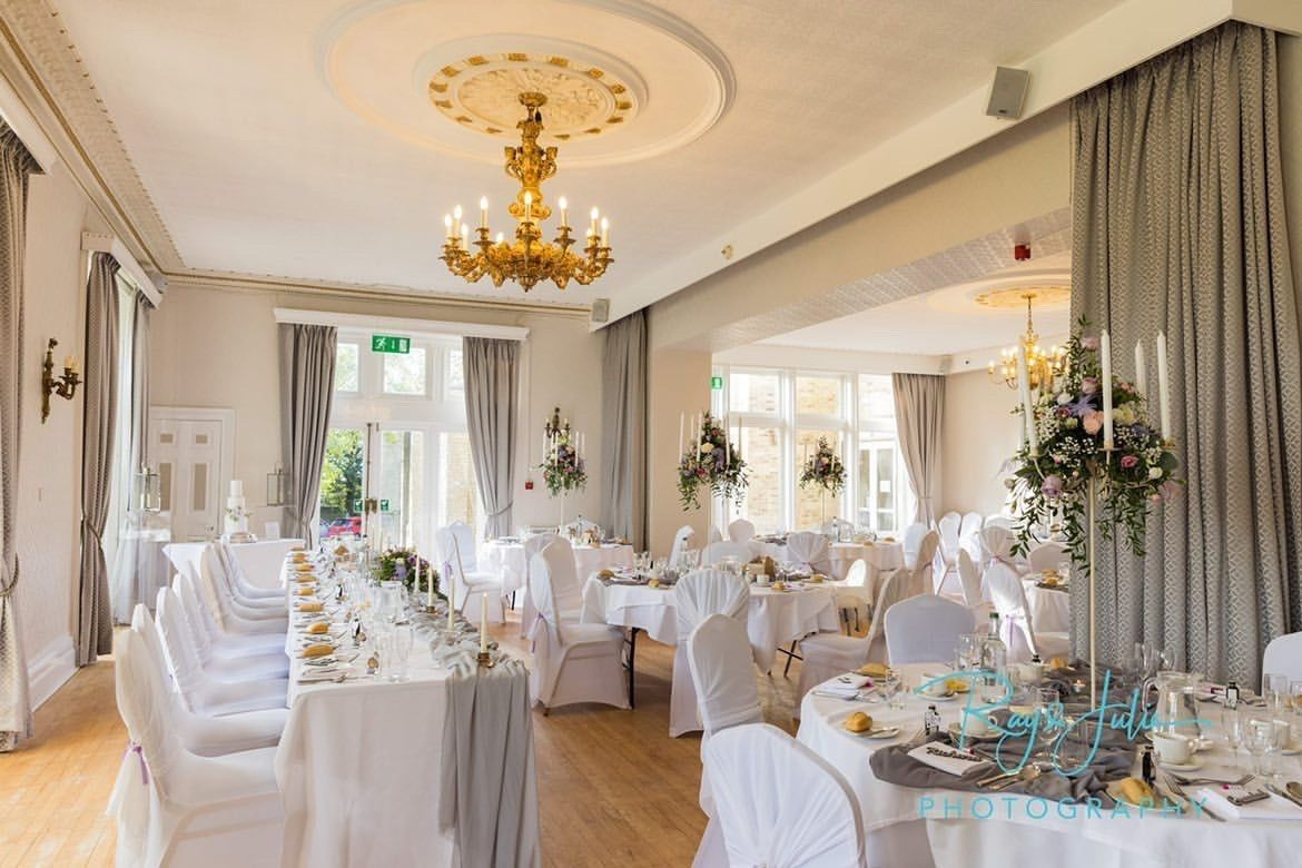 Gallery Item 1 for Cave Castle Hotel