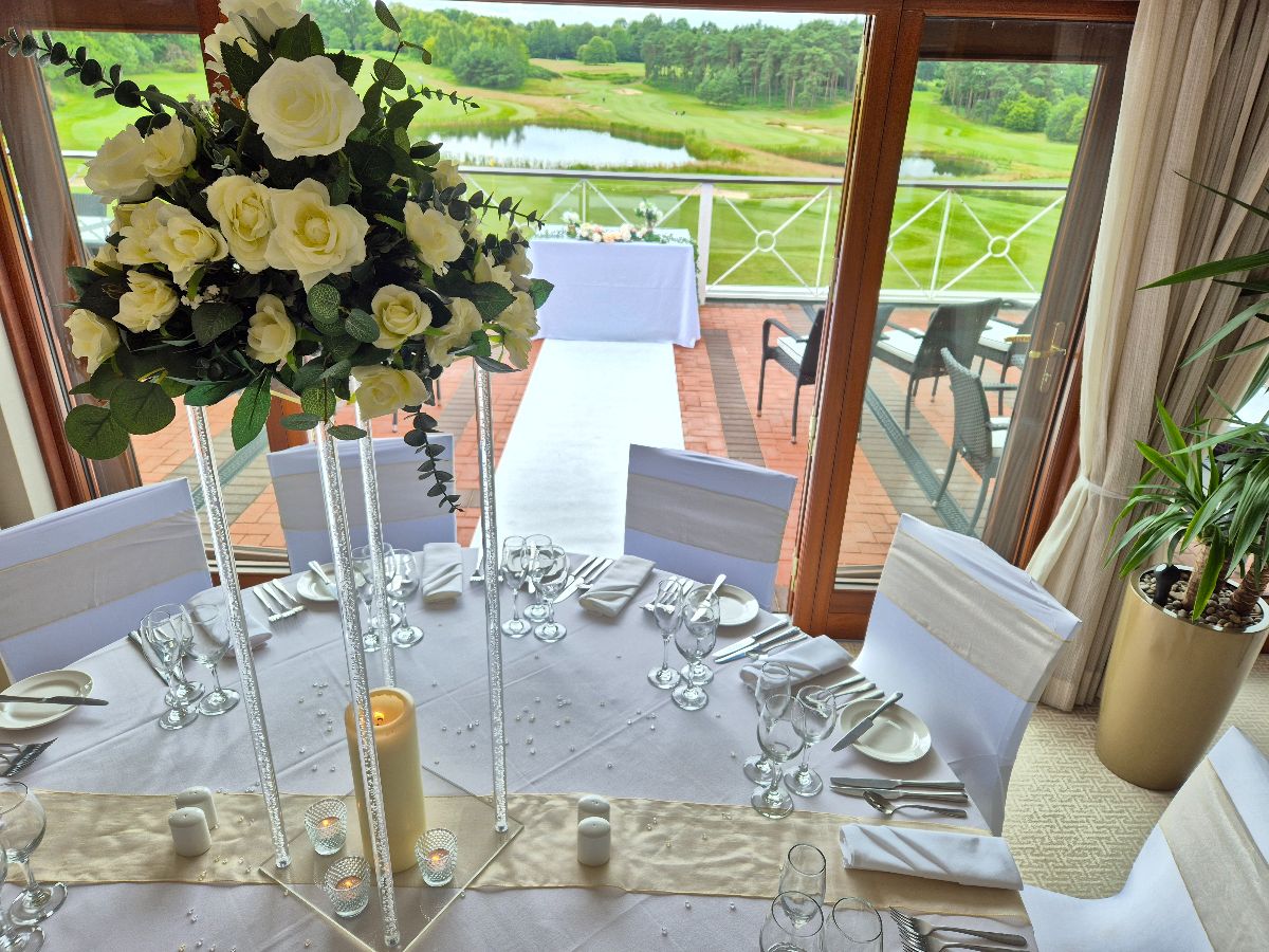 Gallery Item 3 for Bearwood Lakes Golf Club