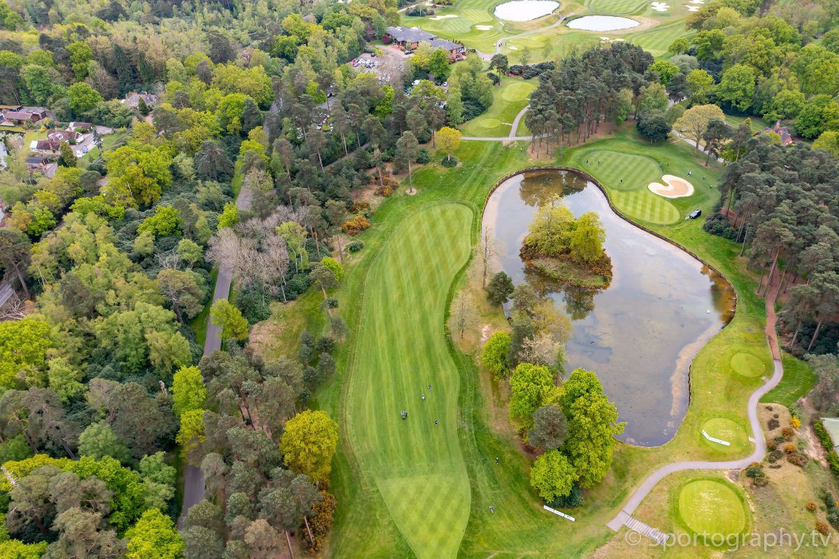 Gallery Item 2 for Bearwood Lakes Golf Club