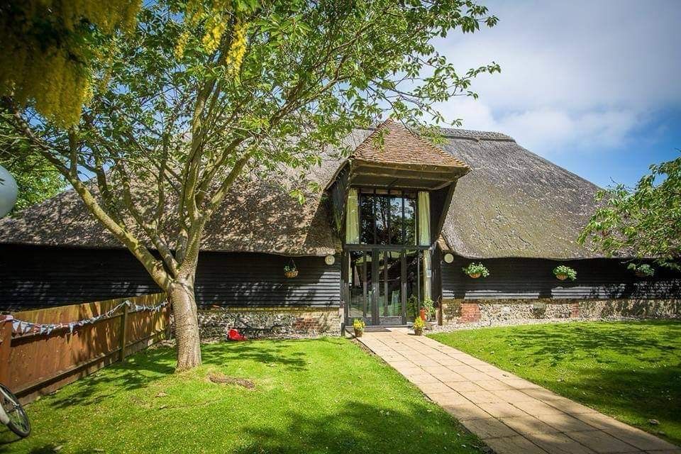 Gallery Item 3 for Farthingloe Barn