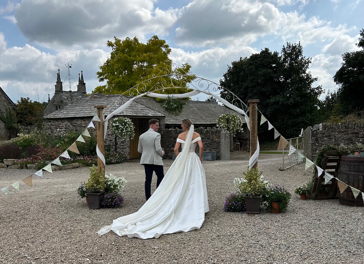 Gallery Item 2 for Bradstone Weddings
