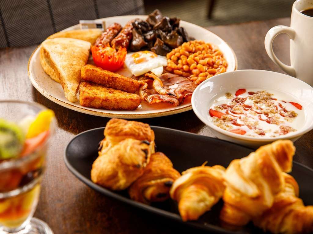 Eat Gallery Item 14 for Mercure Telford Centre Hotel