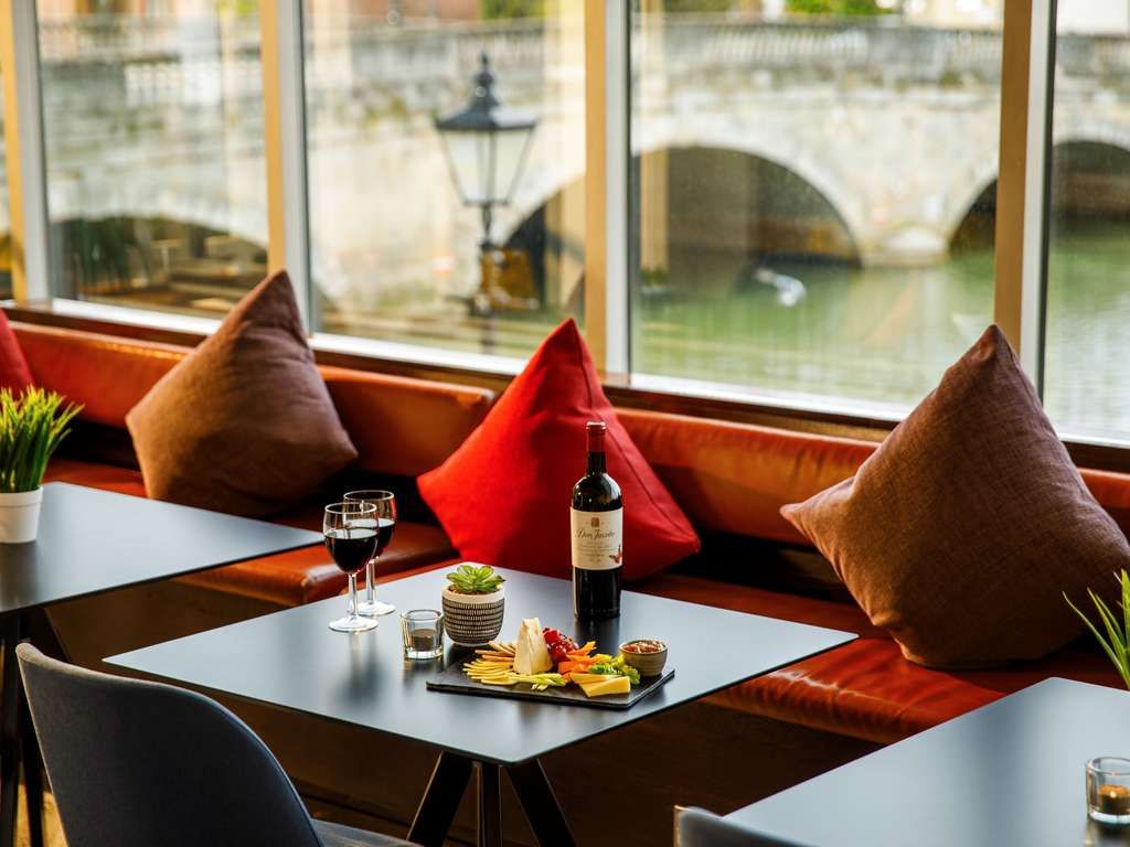 Eat Gallery Item 10 for Mercure Bedford Centre Hotel