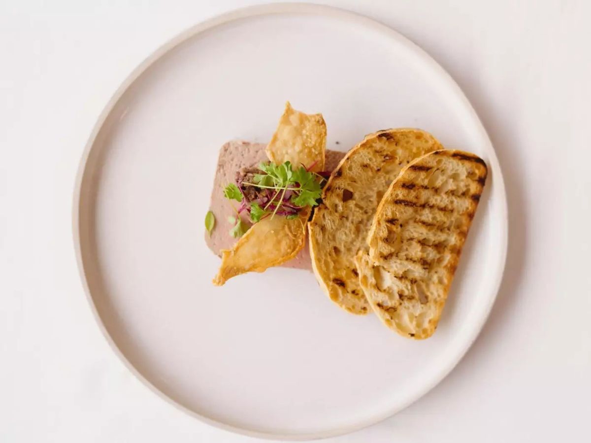 Eat Gallery Item 9 for The Norfolk Mead Hotel