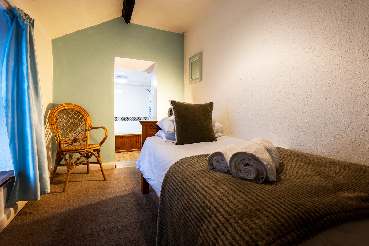 Gallery Item 2 for Strands Hotel & Screes Inn