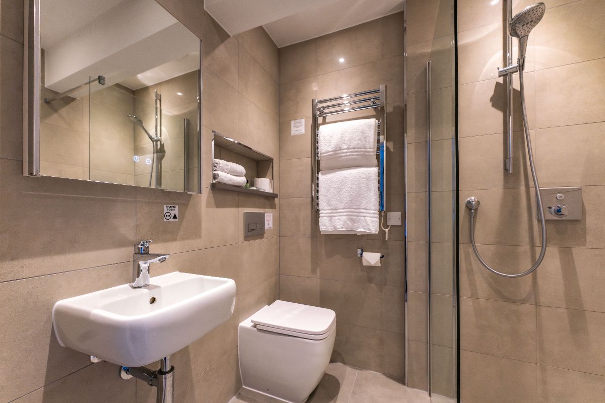 Gallery Item 6 for Oatlands Park Hotel